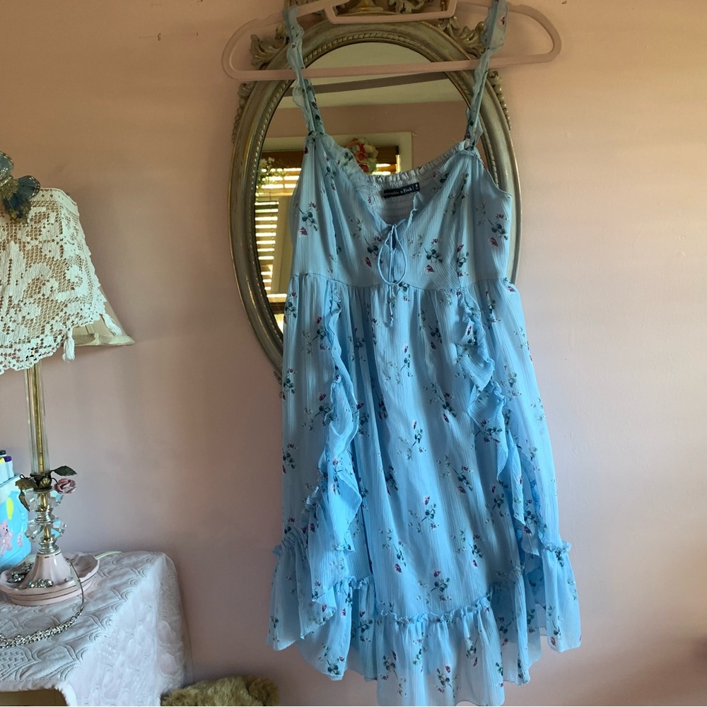 ABERCROMBIE & FITCH Light Blue Floral Dress